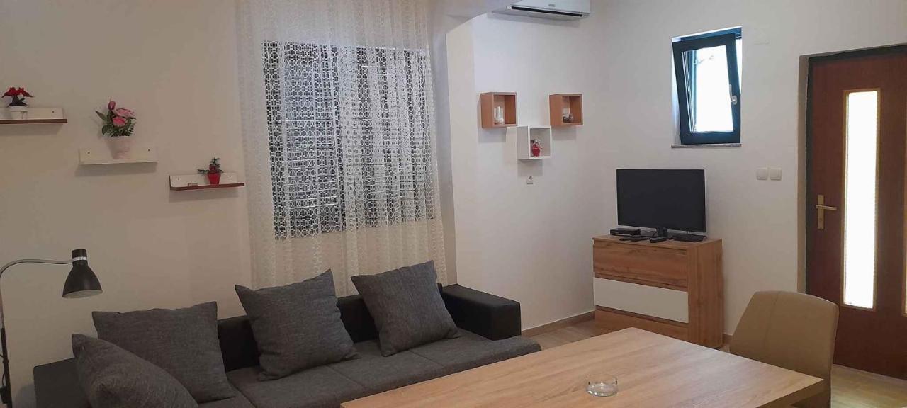 Apartment Lopar 9 Ngoại thất bức ảnh
